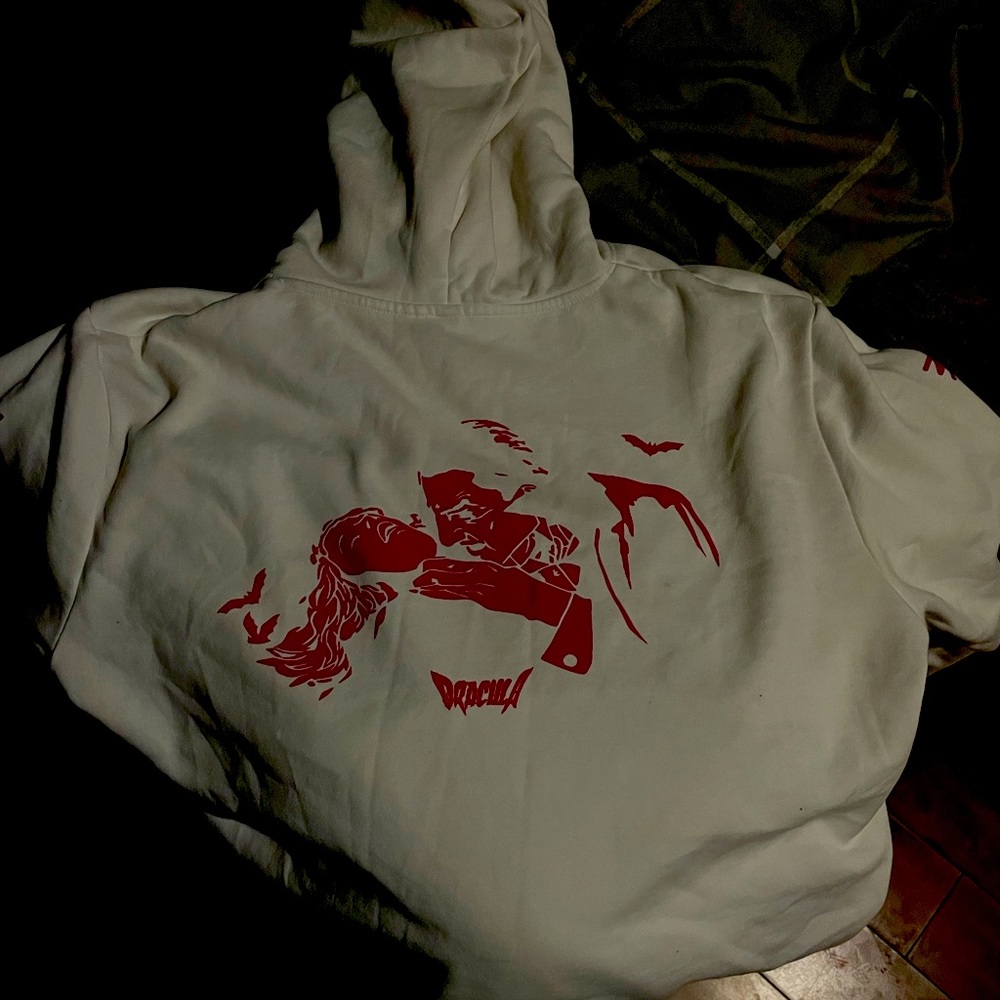 H&M Dracula movie hoodie. Size L Men. White and red